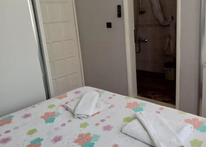 ヴィラ Ermis フェティエ